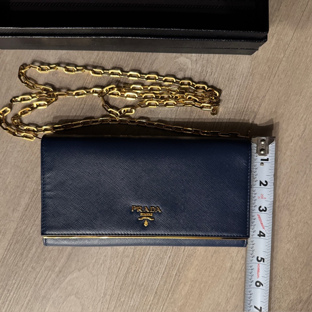 Prada, Chain Wallet - Picture 10 of 11